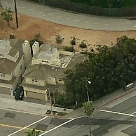Rosario Dawson's mansion at Los Angeles.